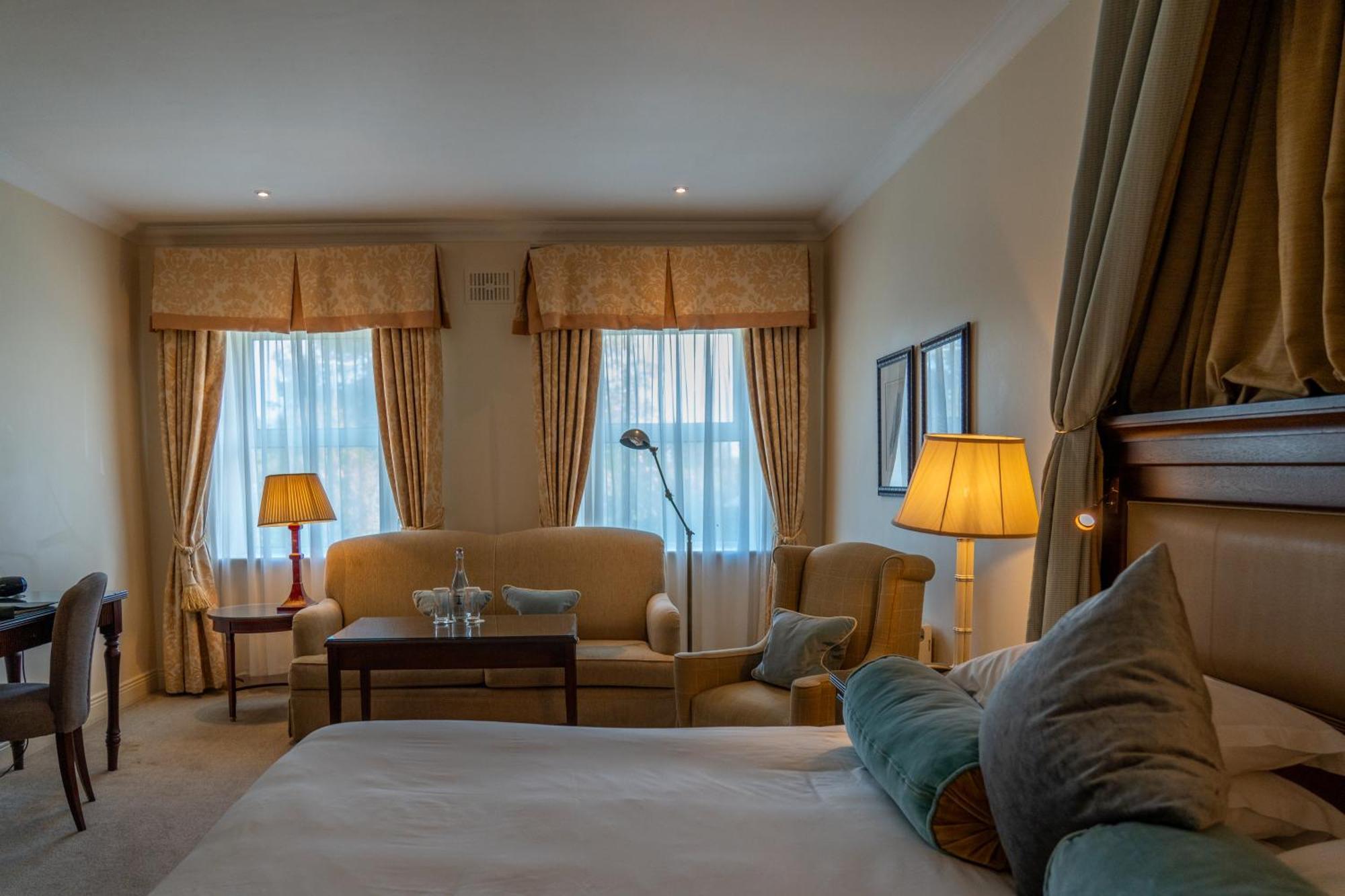 The Keadeen Hotel Newbridge  Exterior photo
